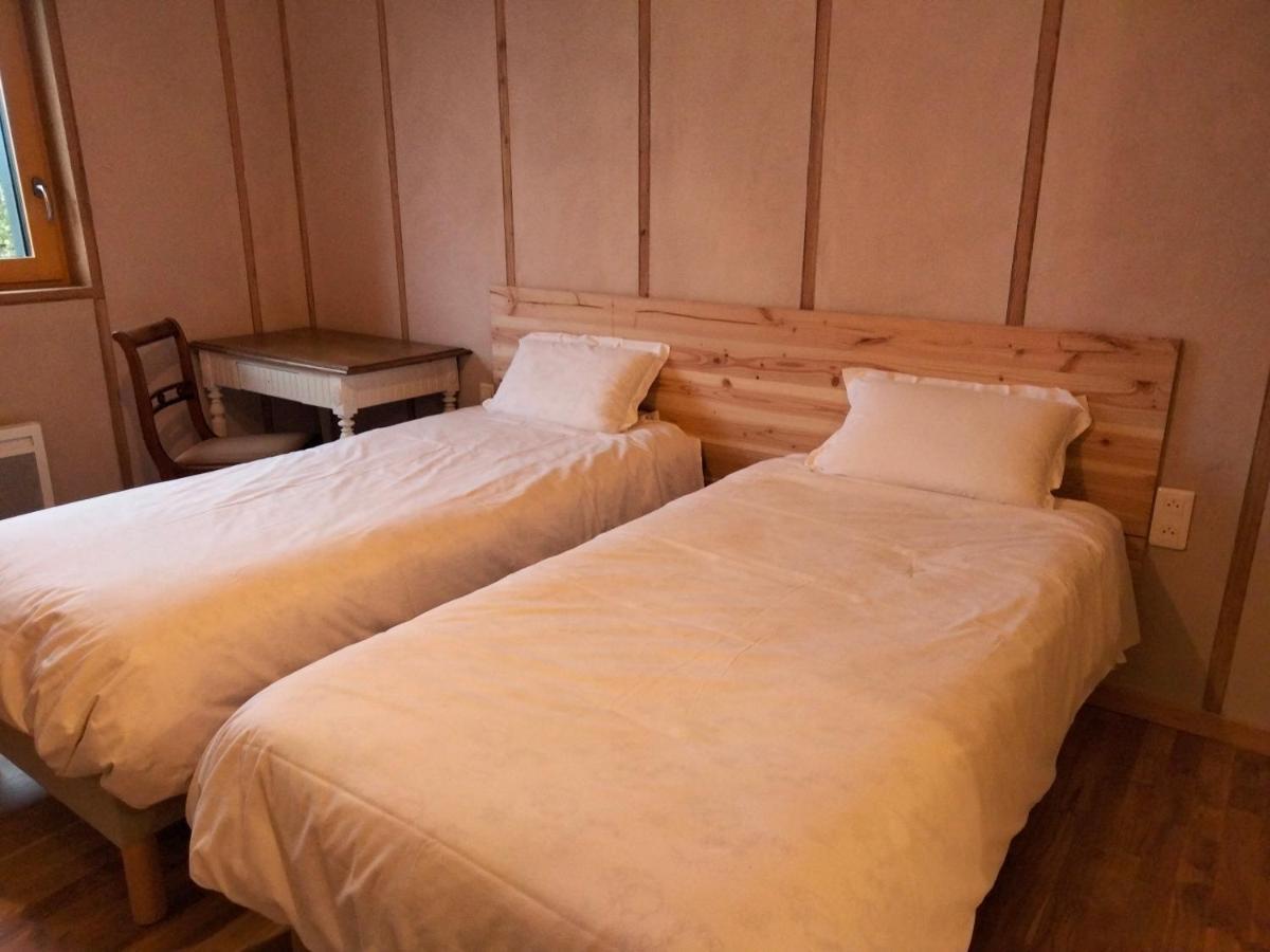 A La Belle Etoile Hotel Mellionnec Екстериор снимка